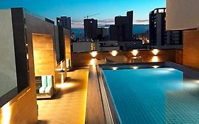 Tryp By Wyndham Santa Cruz